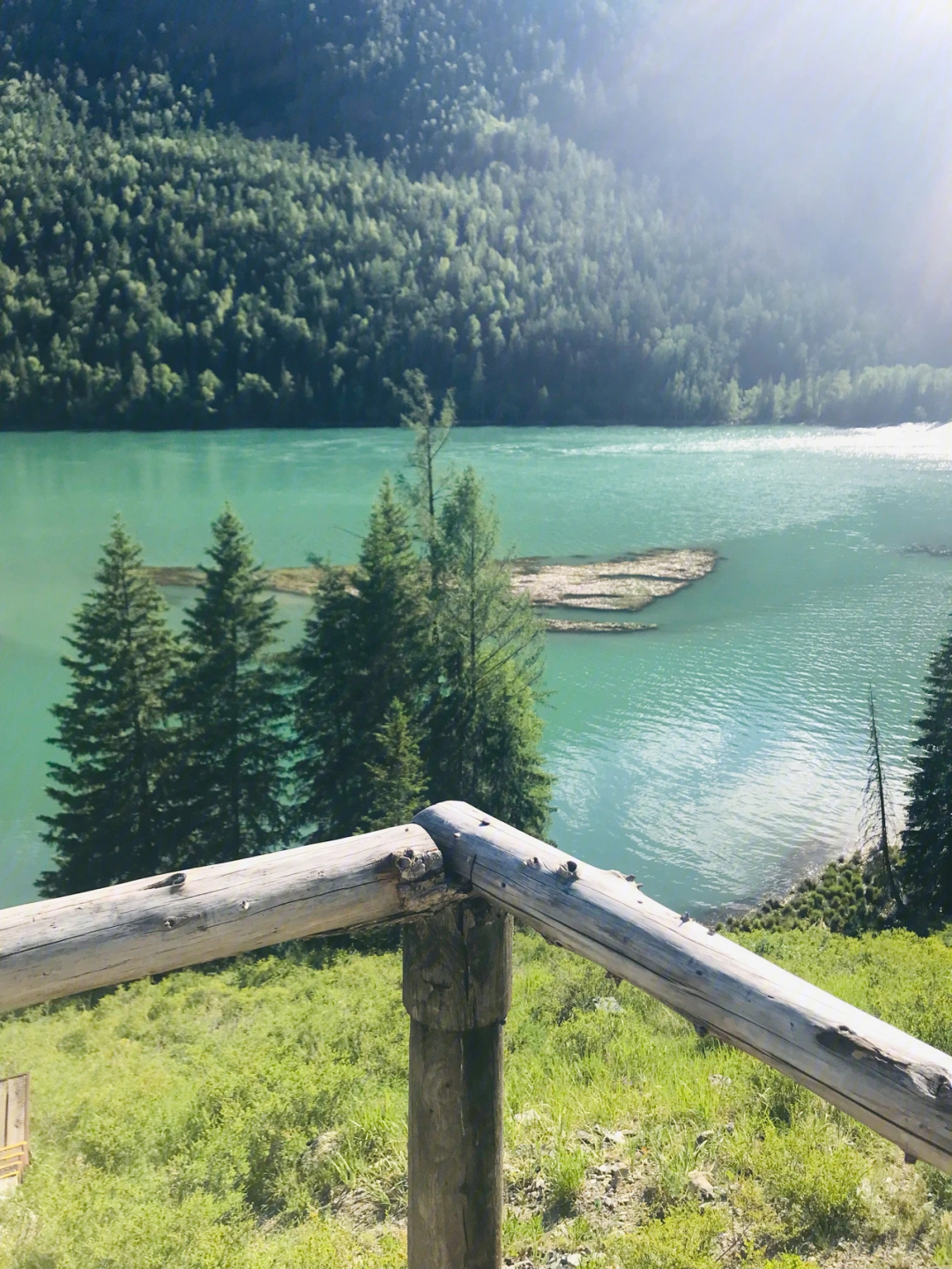 喀纳斯景区是住景区里面还是住景区外面?