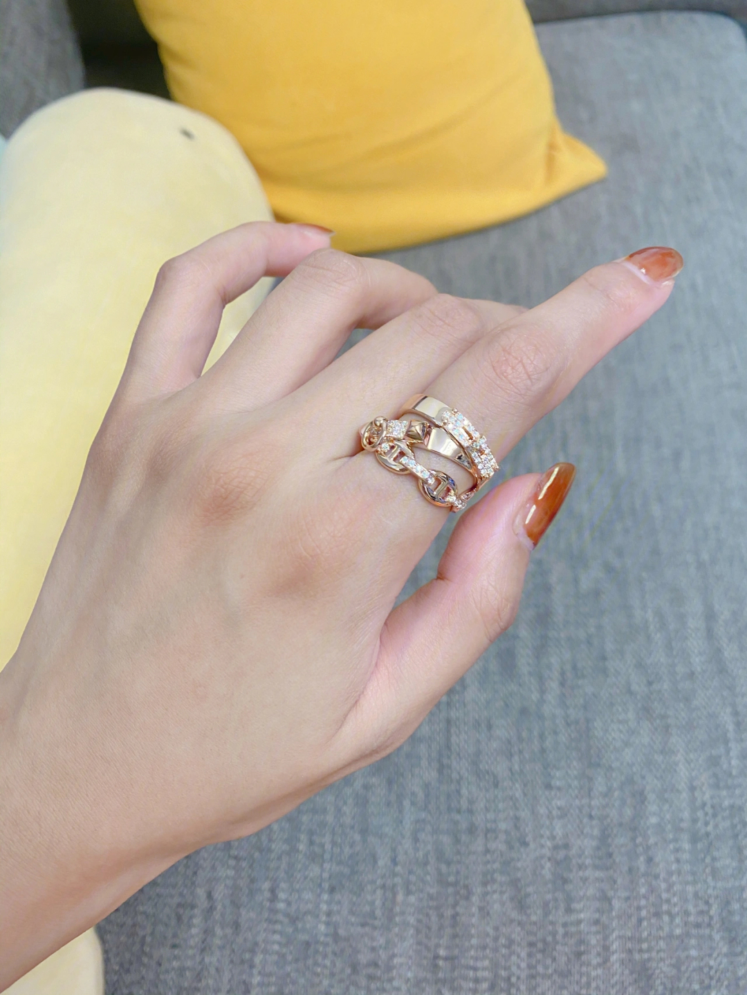 18k玫瑰金 钻石不规则的三合一戒指太时髦了有没有休闲搭配无敌了