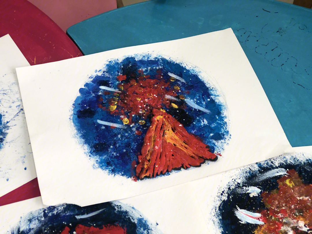 火山喷发水粉画儿童创意美术