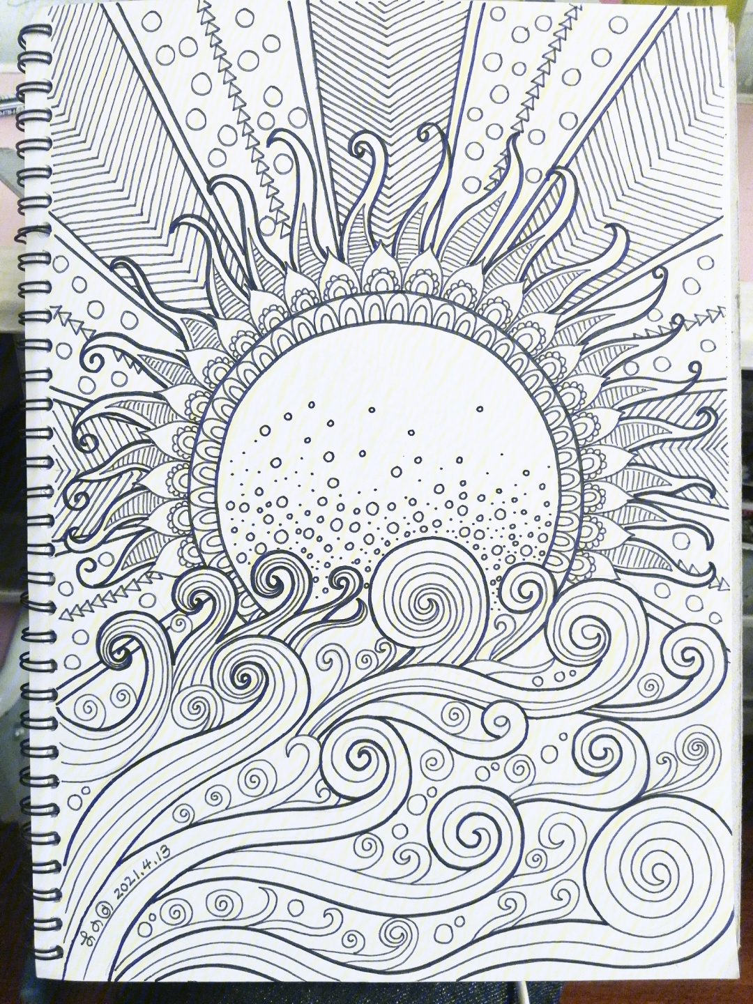 线描画水纹和太阳