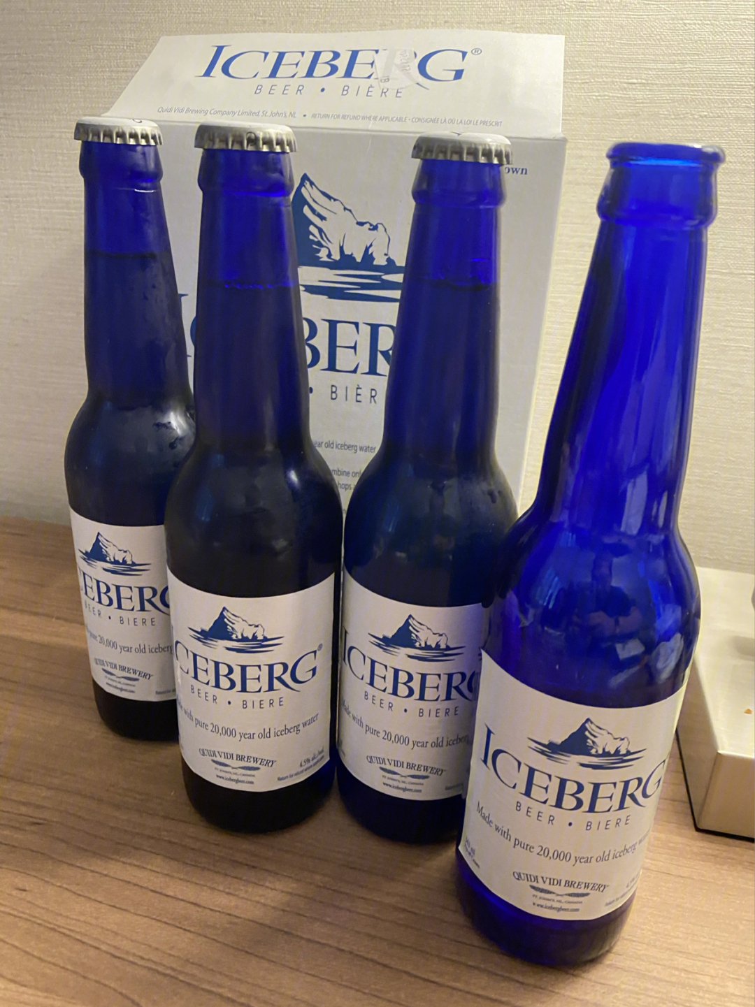 去纽芬兰必喝的iceberg冰川啤酒
