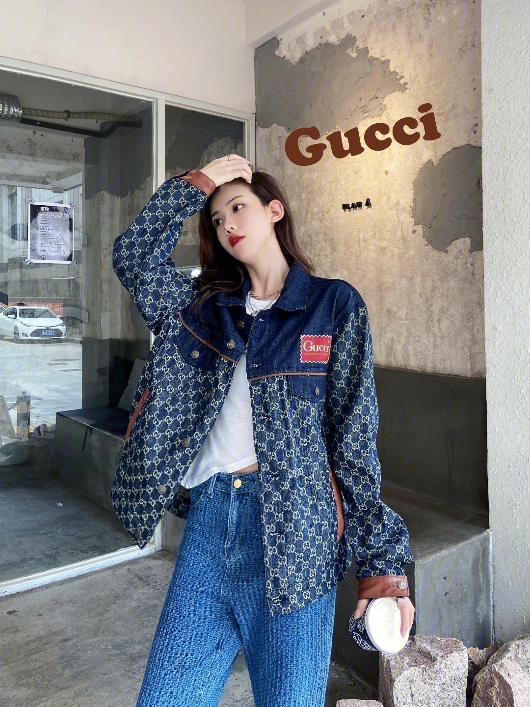 gucci牛仔一件浓郁复古风的外套