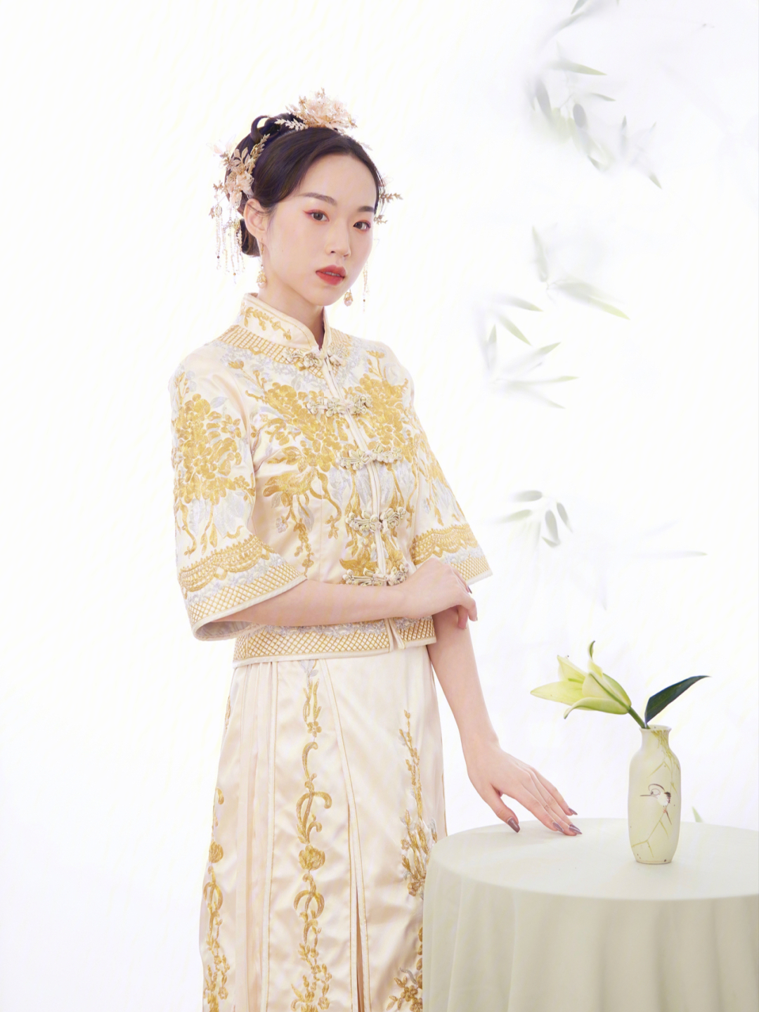 中式风格本身就是属于东方女神的神衣 它的定义就是温婉,端庄,优雅