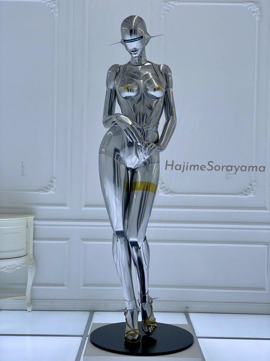 空山基hajimesorayama