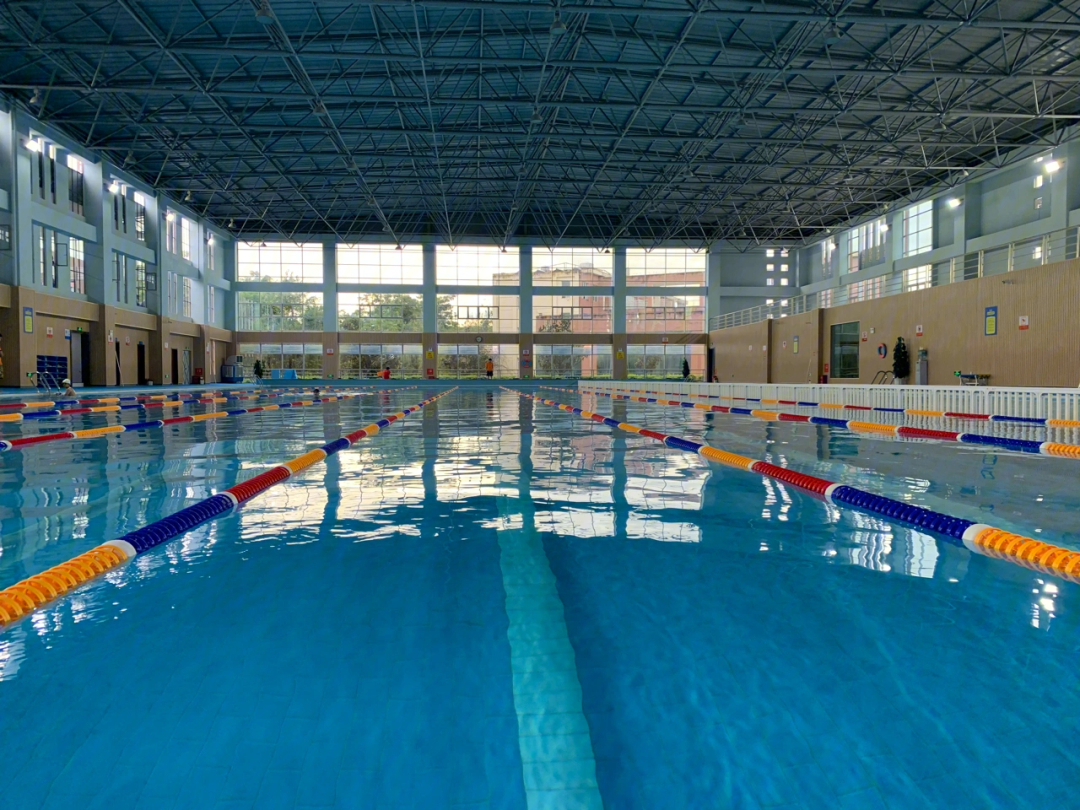 兴城橡榕国际游泳馆图片