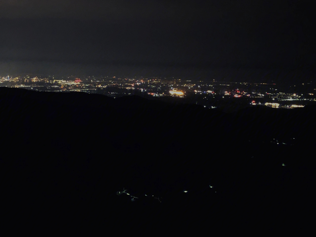 梅岭观景台夜景图片