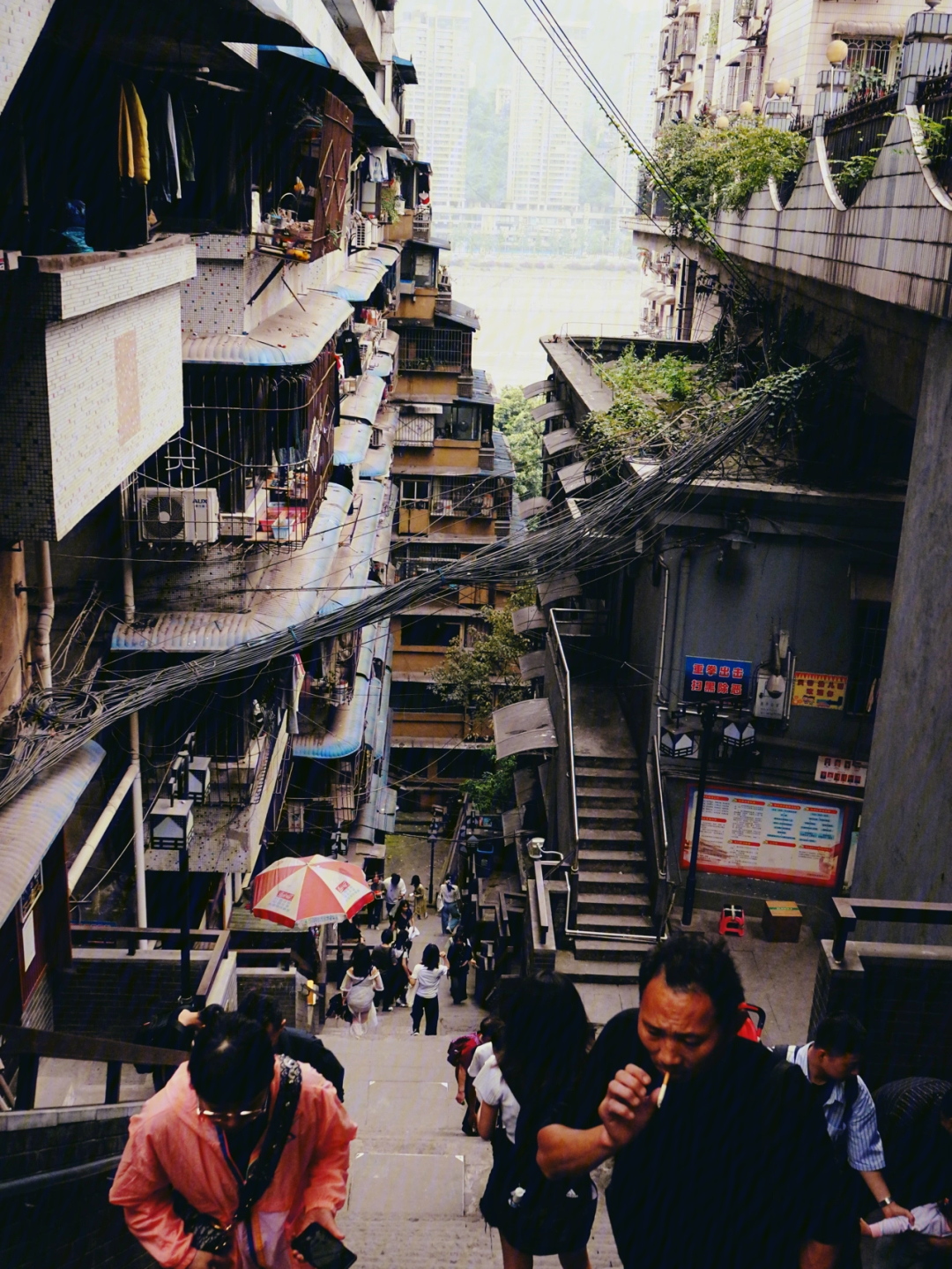 白象居隐秘的角落取景图片