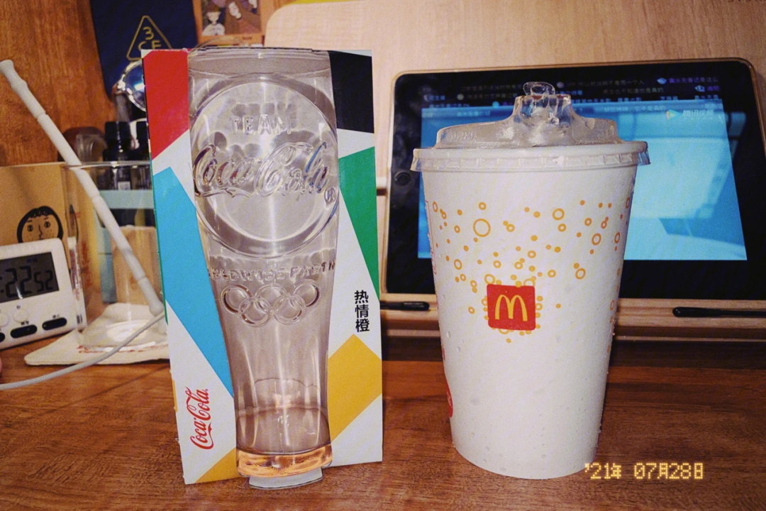 麦当劳可乐杯盖图片