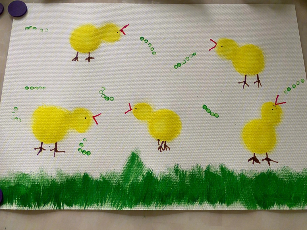 儿童水粉创意画小鸡吃虫瓢虫