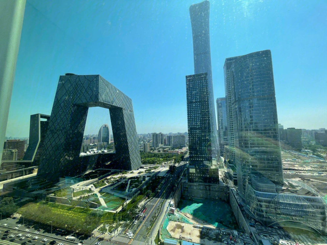 北京新国贸饭店可以看到北京三件套的酒店