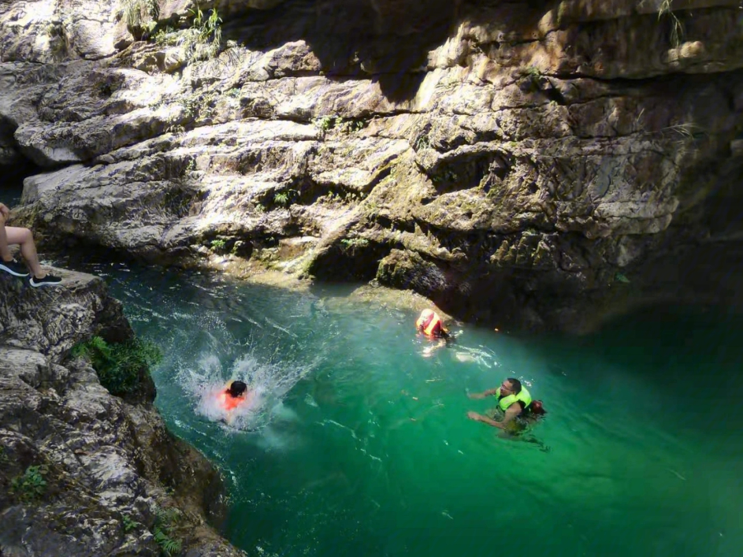 蚂蝗沟夏天探险旅游圣地