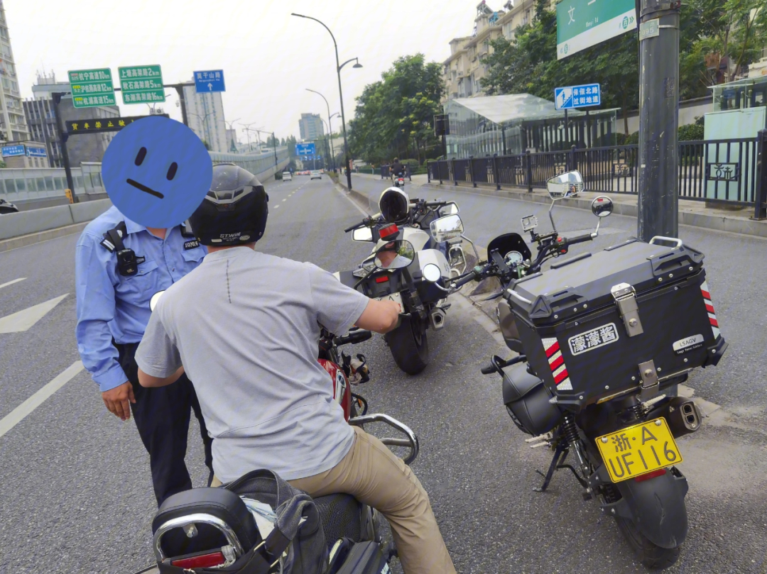 长沙抓摩托严不严图片