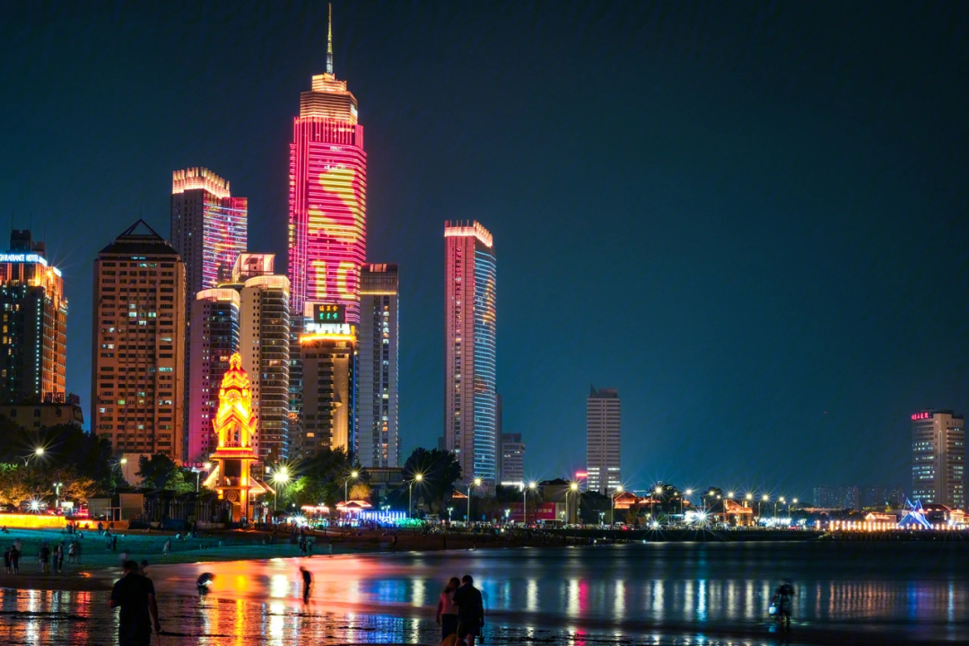 烟台夜景烟台旅行城市夜景滨海广场