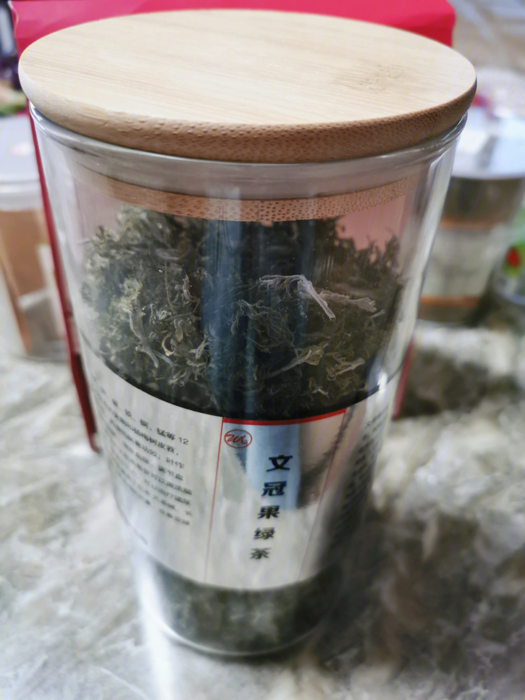 文冠果叶茶的功效为治疗遗尿症,利尿解渴,促进排泄,抗炎症,抑制艾滋