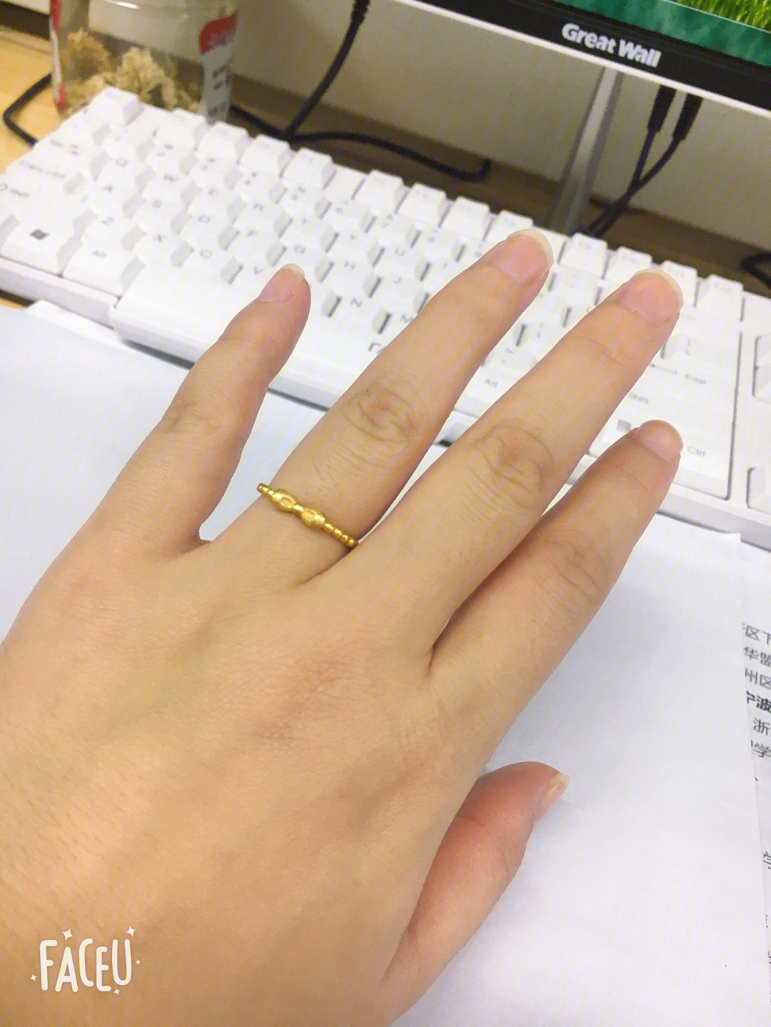 单身黄金戒指戴无名指会被当结婚了吗