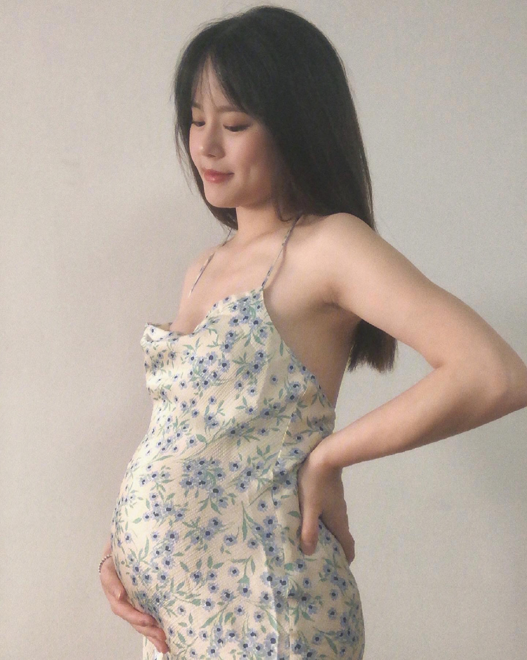 孕妇内衣自拍图片