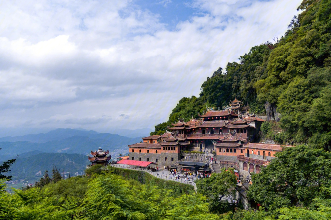 赤湖清水岩图片