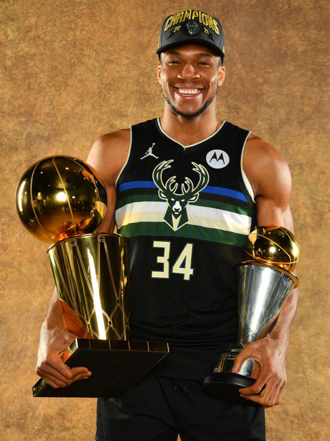 让更多人了解到字母哥(giannis antetokounmpo)的励志nba翻身记:70