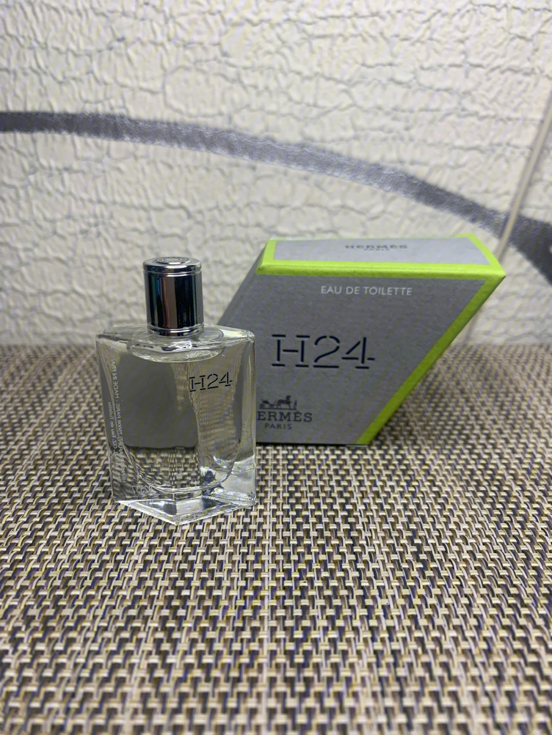 爱马仕律动二十四(h24)淡香氛爱马仕-香水-男香-h24