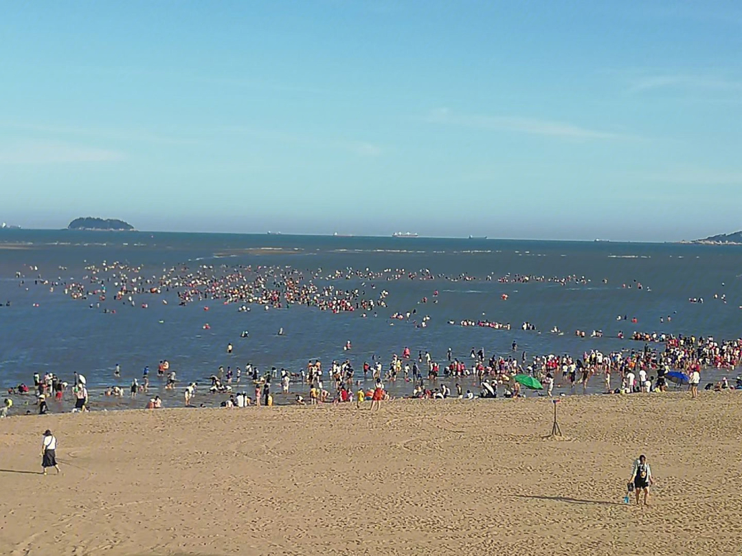 厦门后田海滩赶海图片