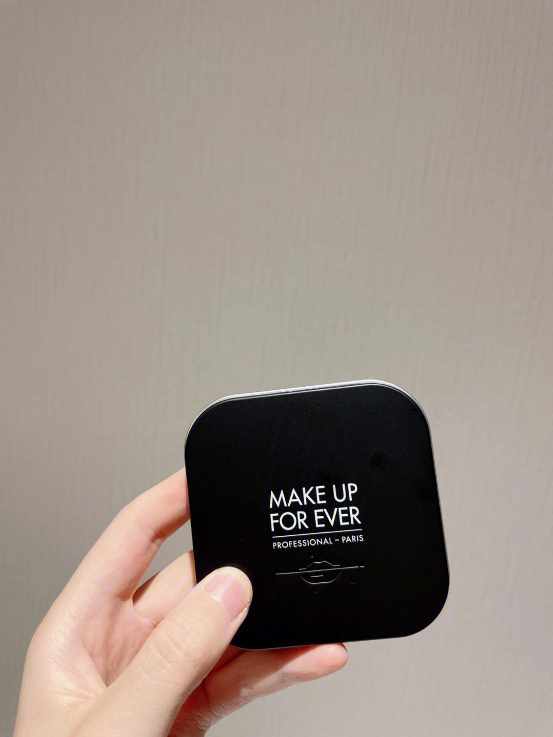 玫珂菲makeupforever全新清晰无痕蜜粉饼