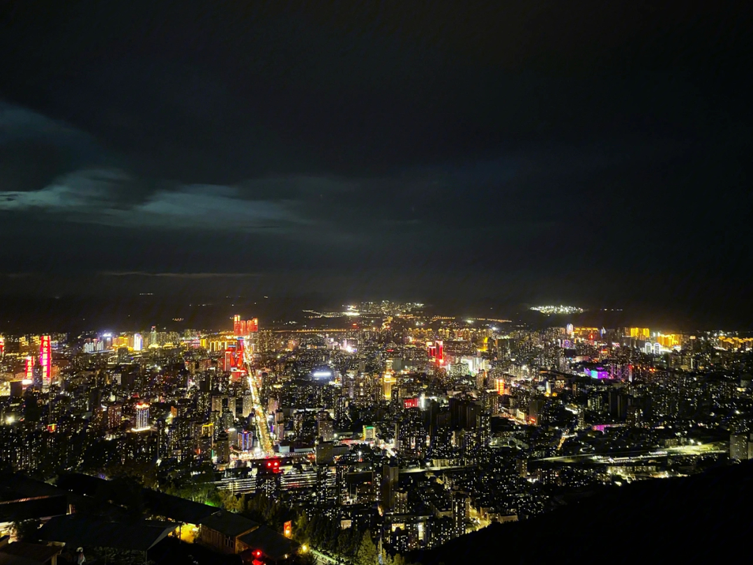 兰山夜景