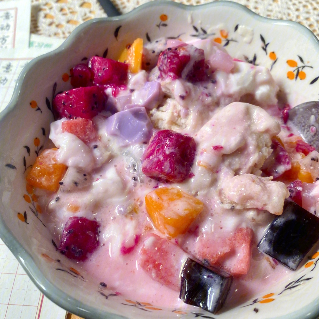 自制酸奶水果刨冰菊乐的神仙吃法