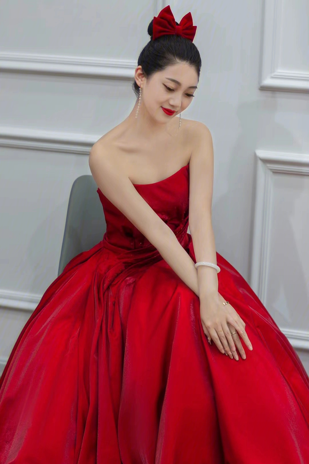 青岛胶州初六婚纱礼服馆7815 红色高级质感7815 抹胸经典款式