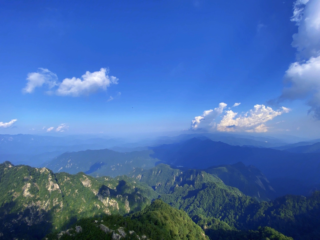 越岭又翻山藏机图图片