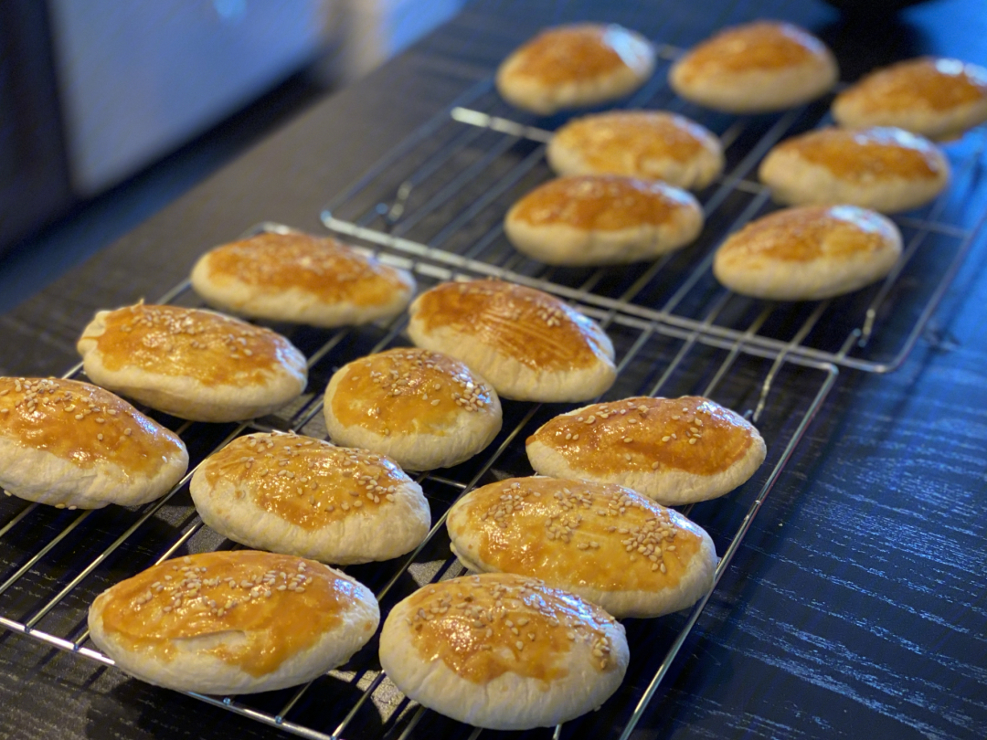 黑芝麻椒盐酥饼