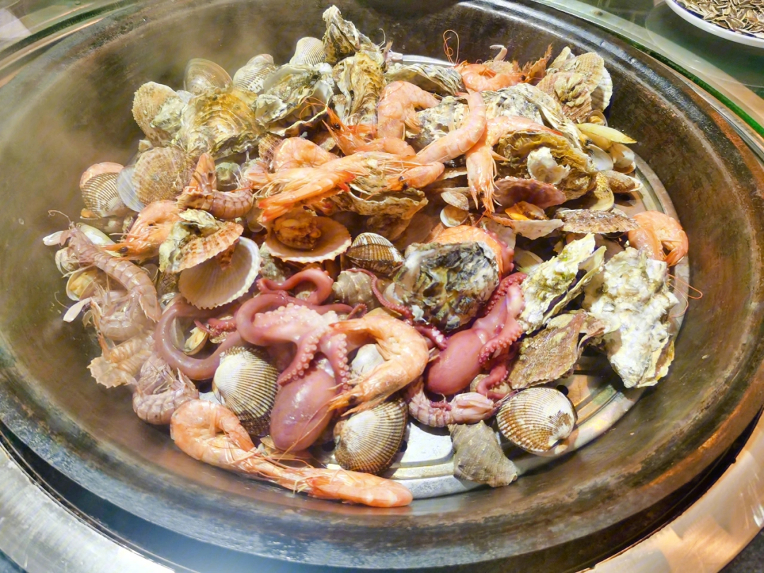 青岛海底世界附近美食图片