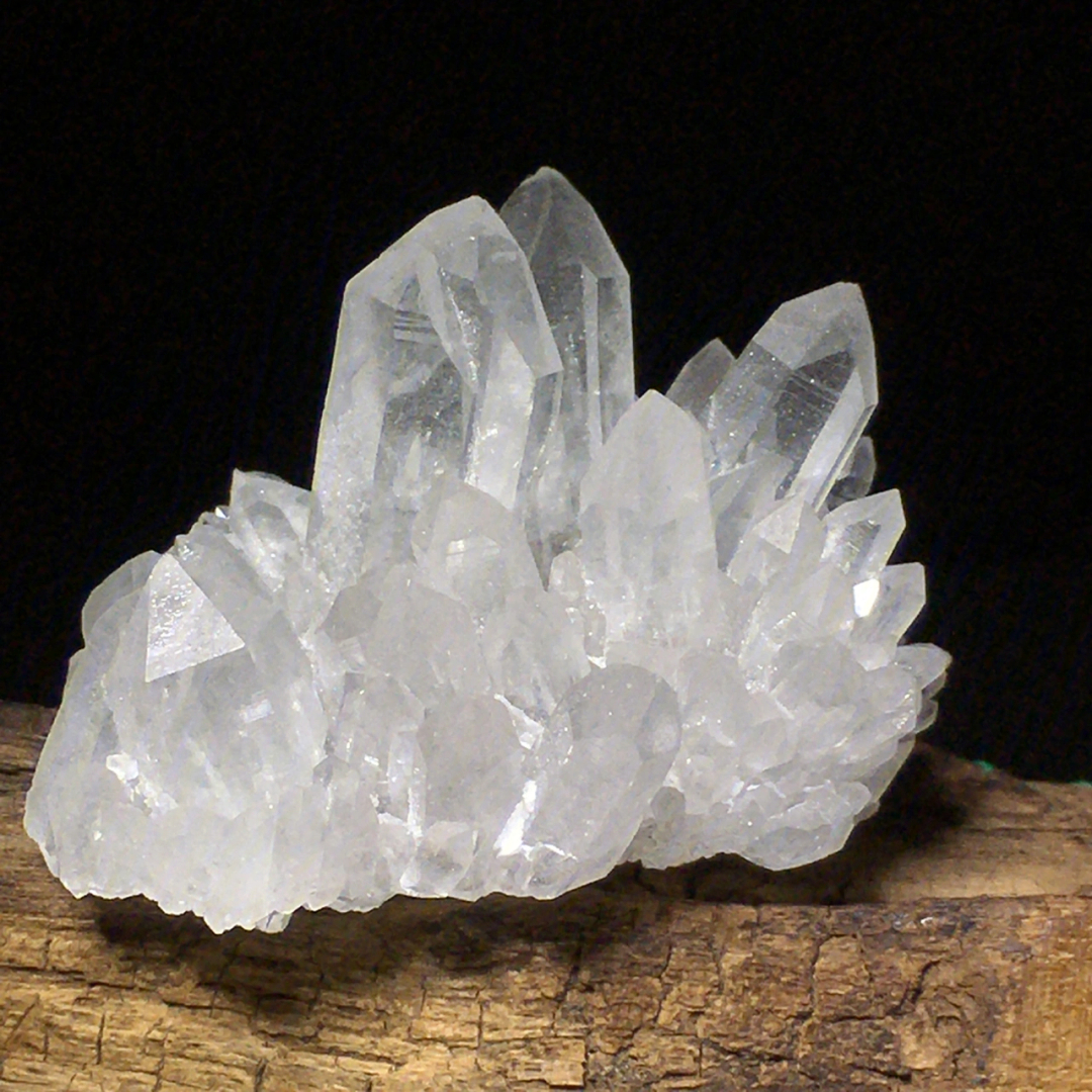 天然水晶原石晶簇