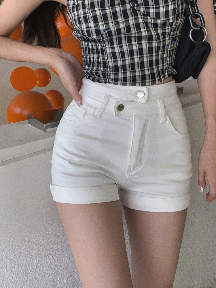 和平精英白色超短裤图片