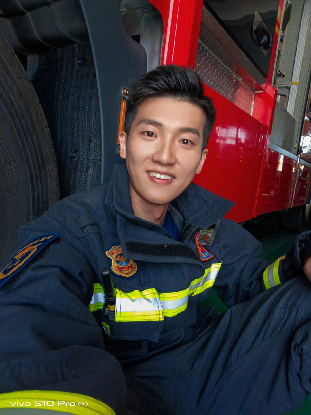 中国消防员照片超帅图片