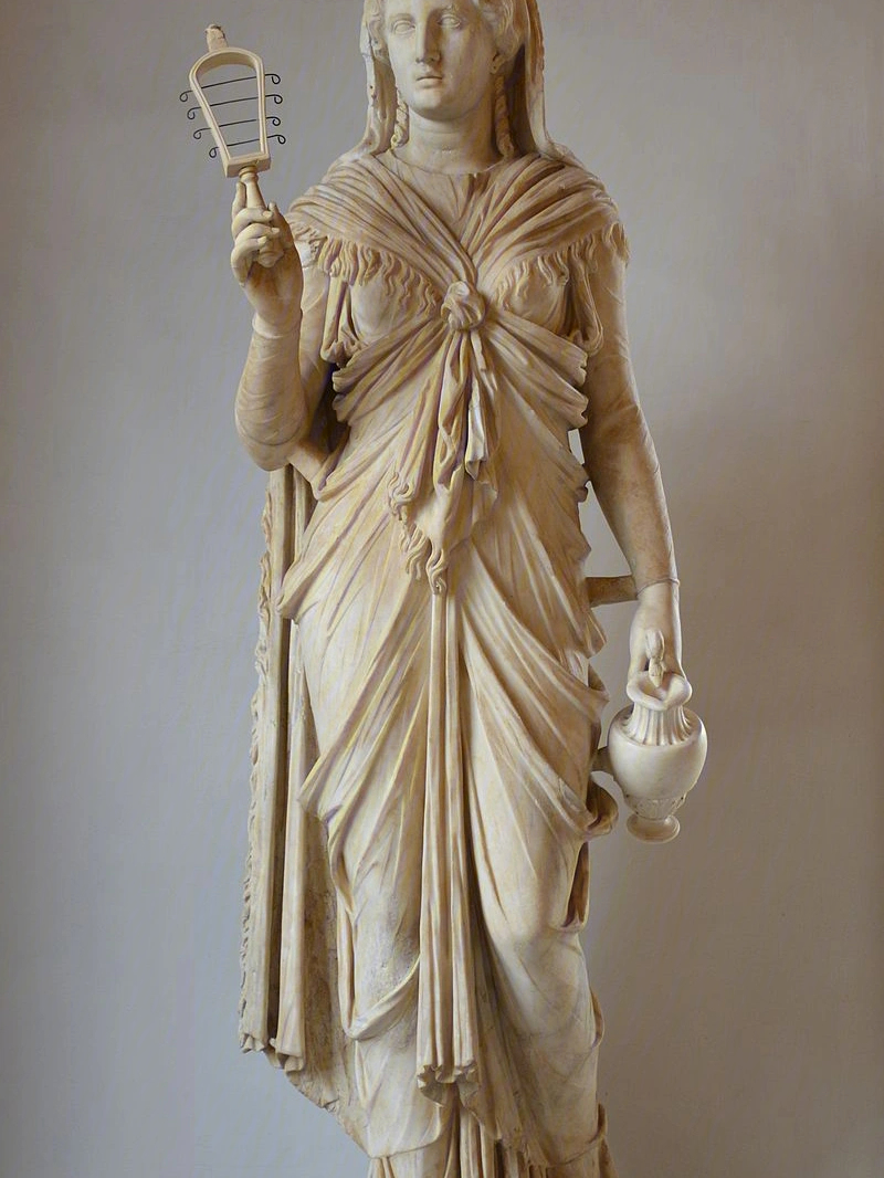 伊希斯是古埃及宗教中的一位母神,也是智慧和魔法的女神,其崇拜遍及