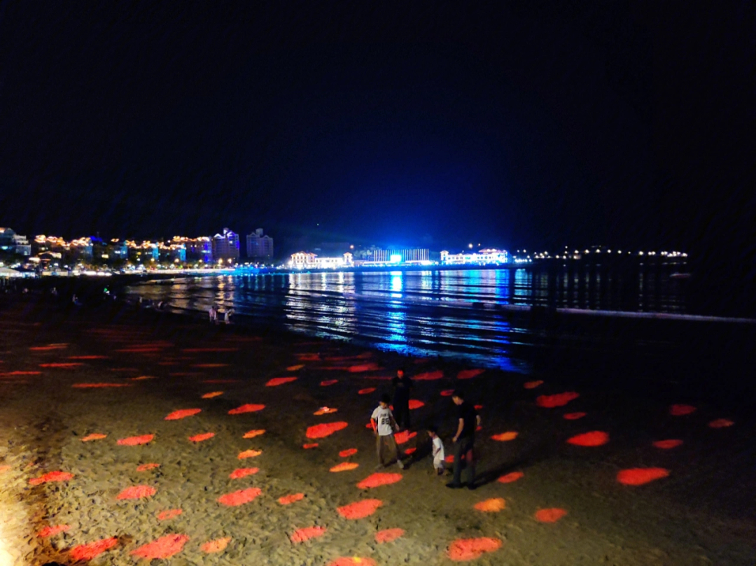 威海国际海水浴场夜景图片