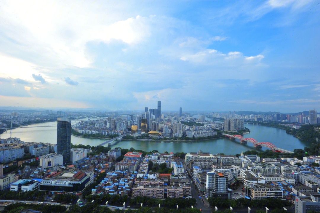 柳州马鞍山观景平台图片