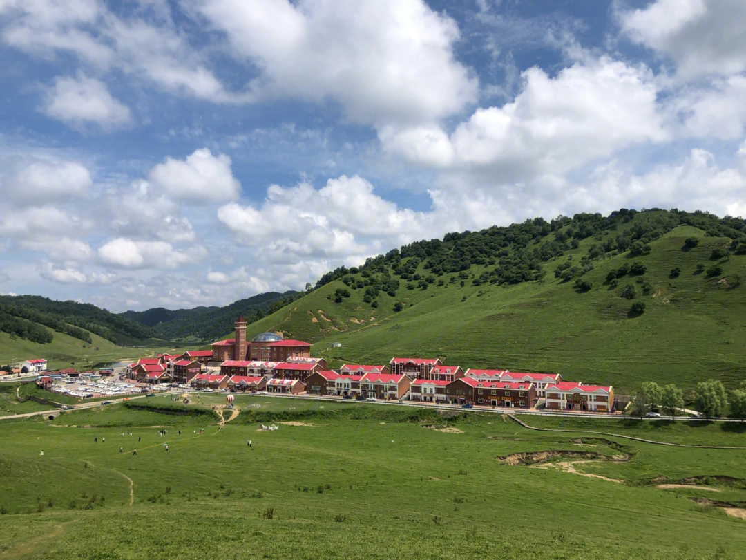 关山草原简介图片