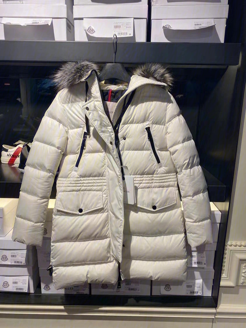 moncler aphrotiti图片