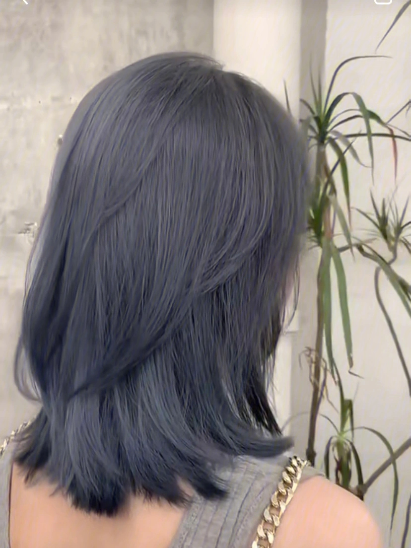 第一次漂发 染灰蓝发色,每次洗头get新发色