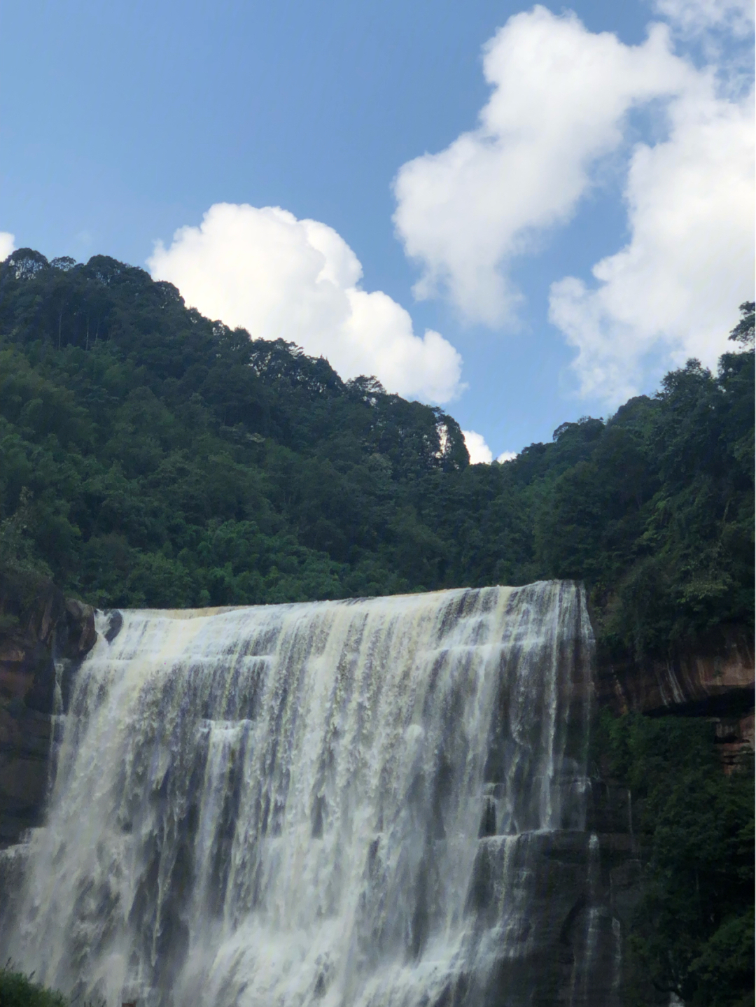 成都至贵州9天自驾游之赤水大瀑布