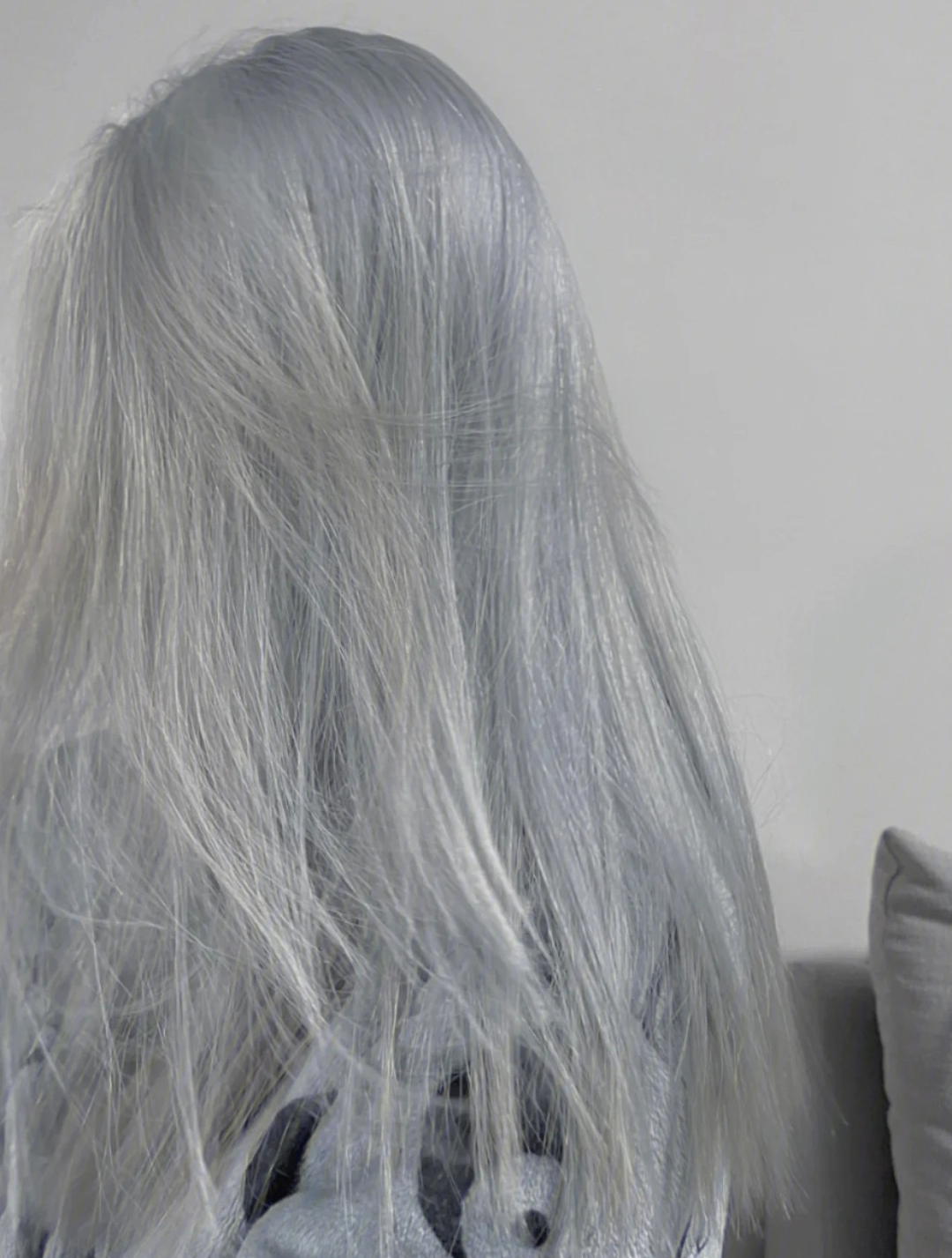 这款发色叫～梦幻银灰色!
