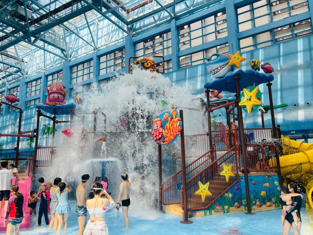 广州花都融创水世界亲子乐园室内游乐水世界