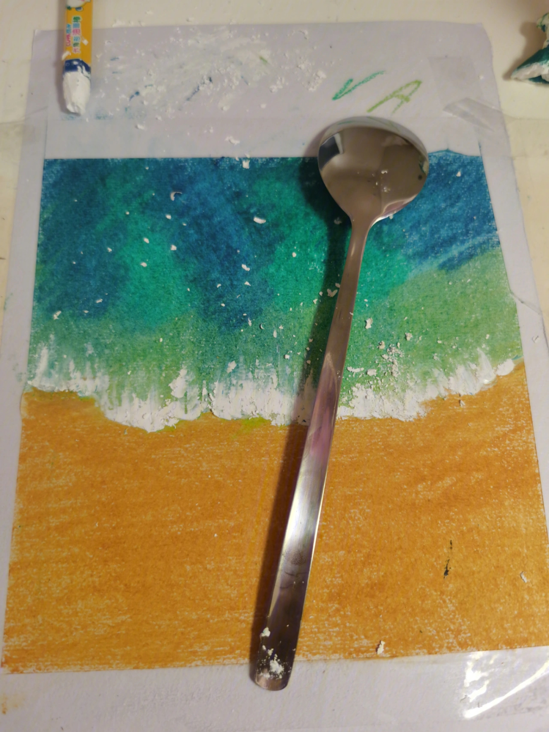 油画棒  手边只有一盒油画棒 用勺子代替刮刀 画画真的好好玩