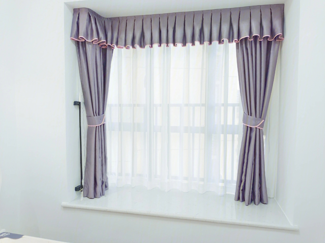 最流行的飘窗窗帘样式图片
