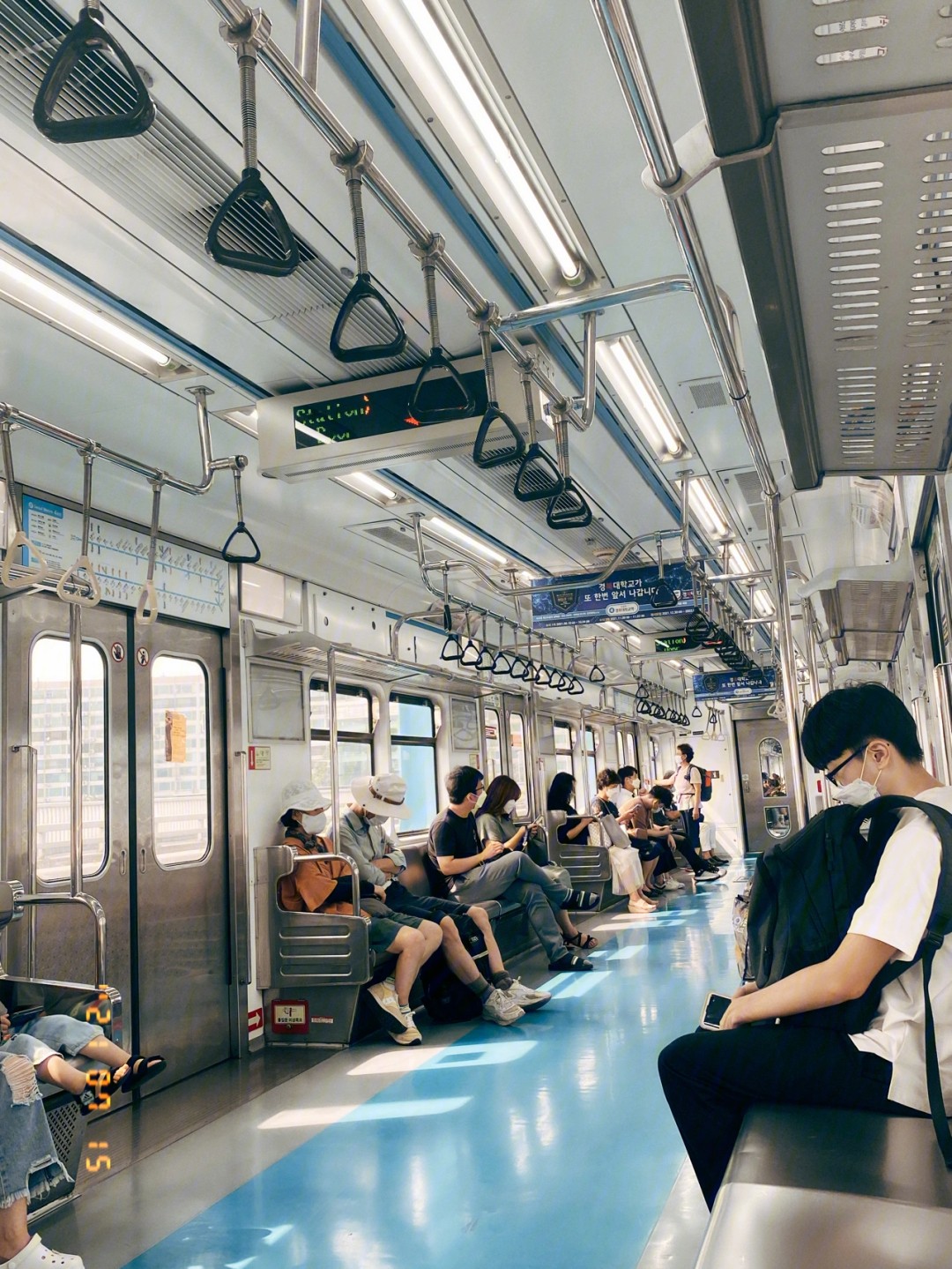 首尔地铁2号线夜三站图片