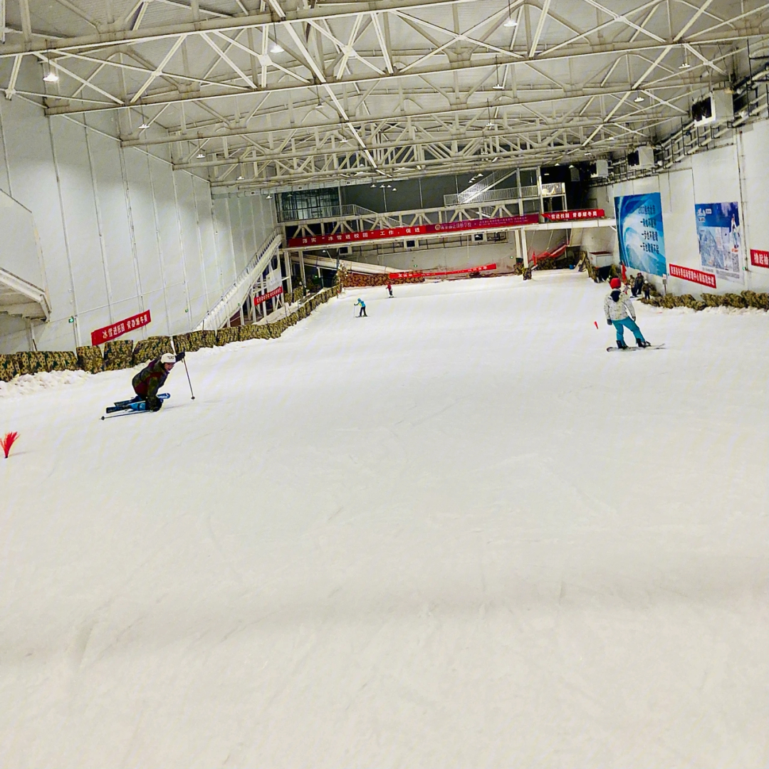 邯郸四季滑雪馆图片