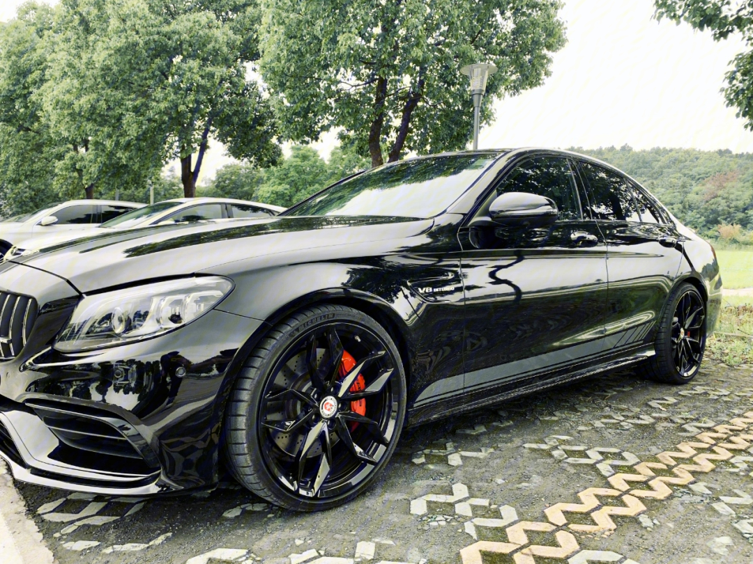 08奔驰 c63 amg90