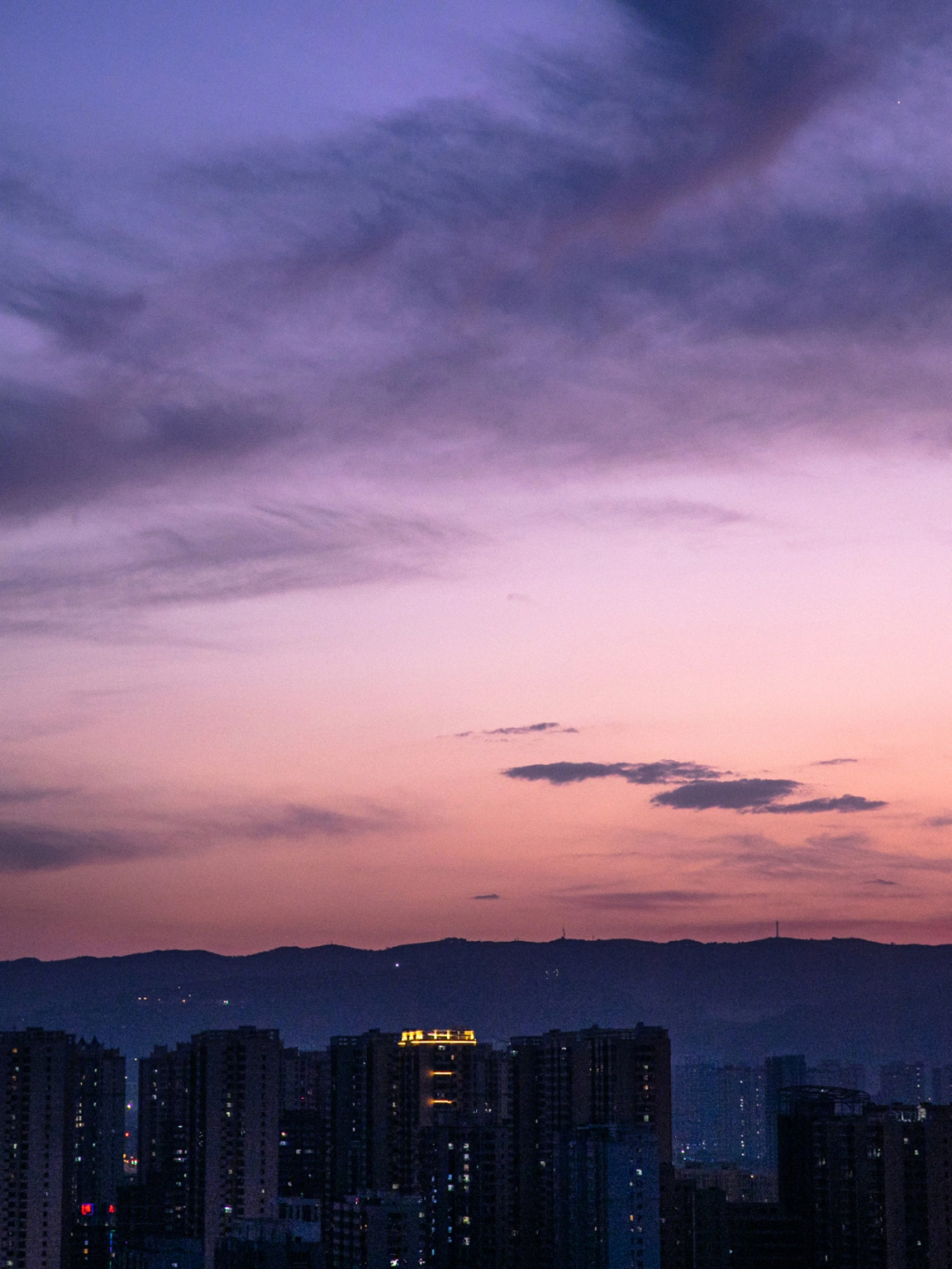 太原天空女字照片图片