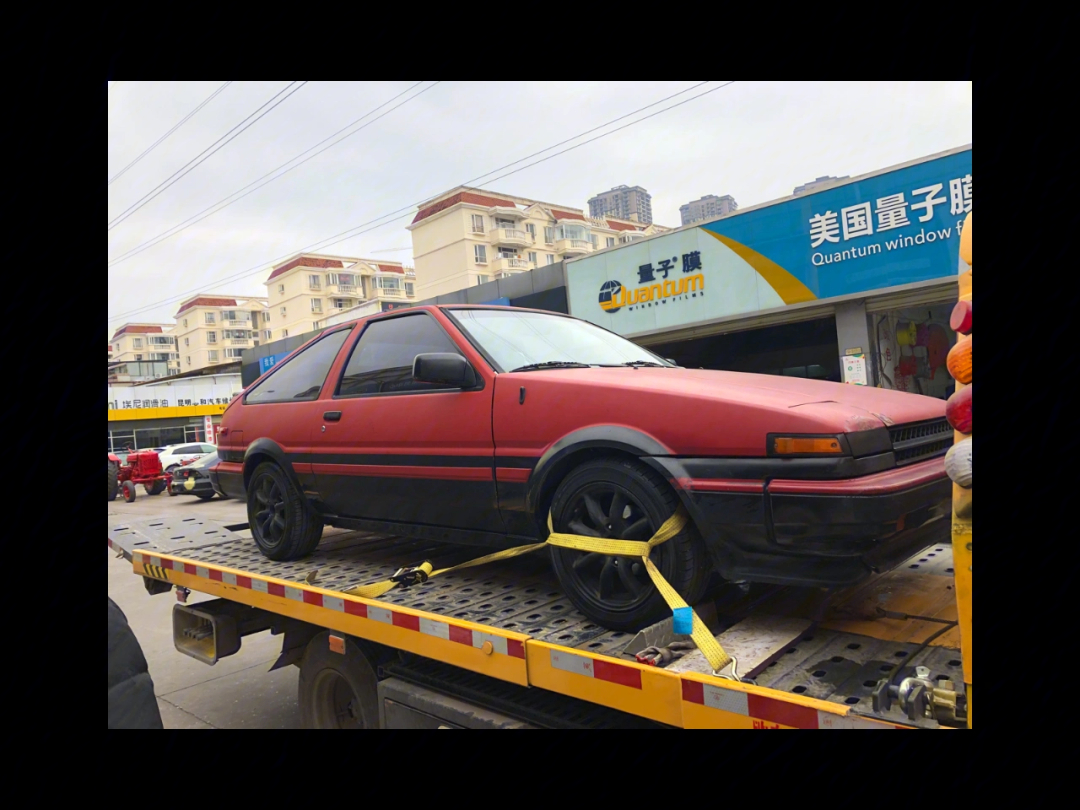 左舵ae86图片